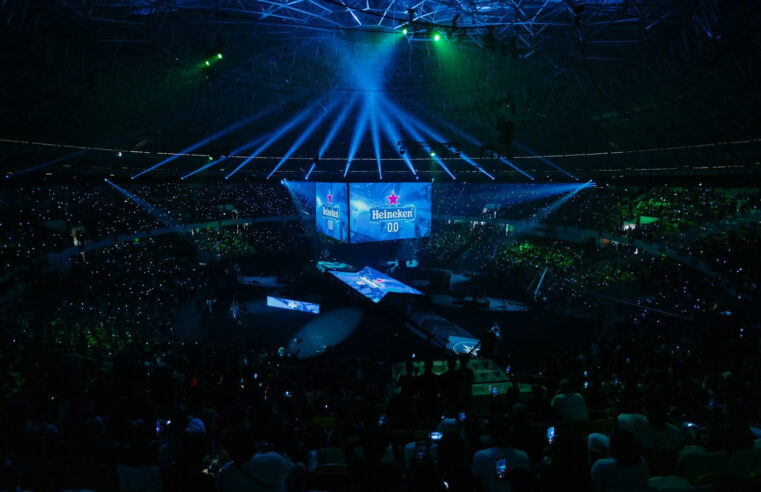 Heineken marca presença na CCXP23 durante CBOLÃO na Game Arena